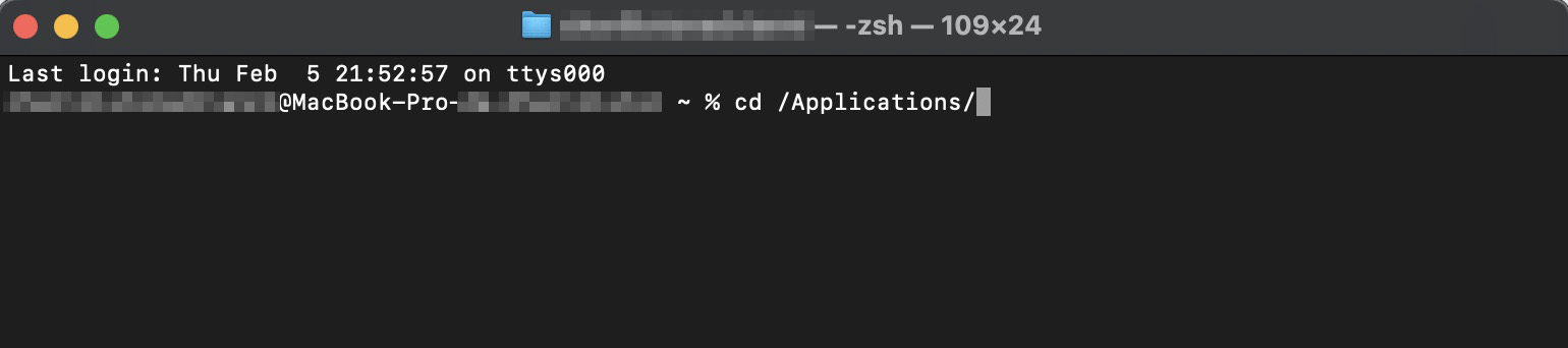Para excluir o Safari do Mac usando o Terminal, primeiro você precisa digitar cd /Applications/ na janela do Terminal e pressionar a tecla Enter.