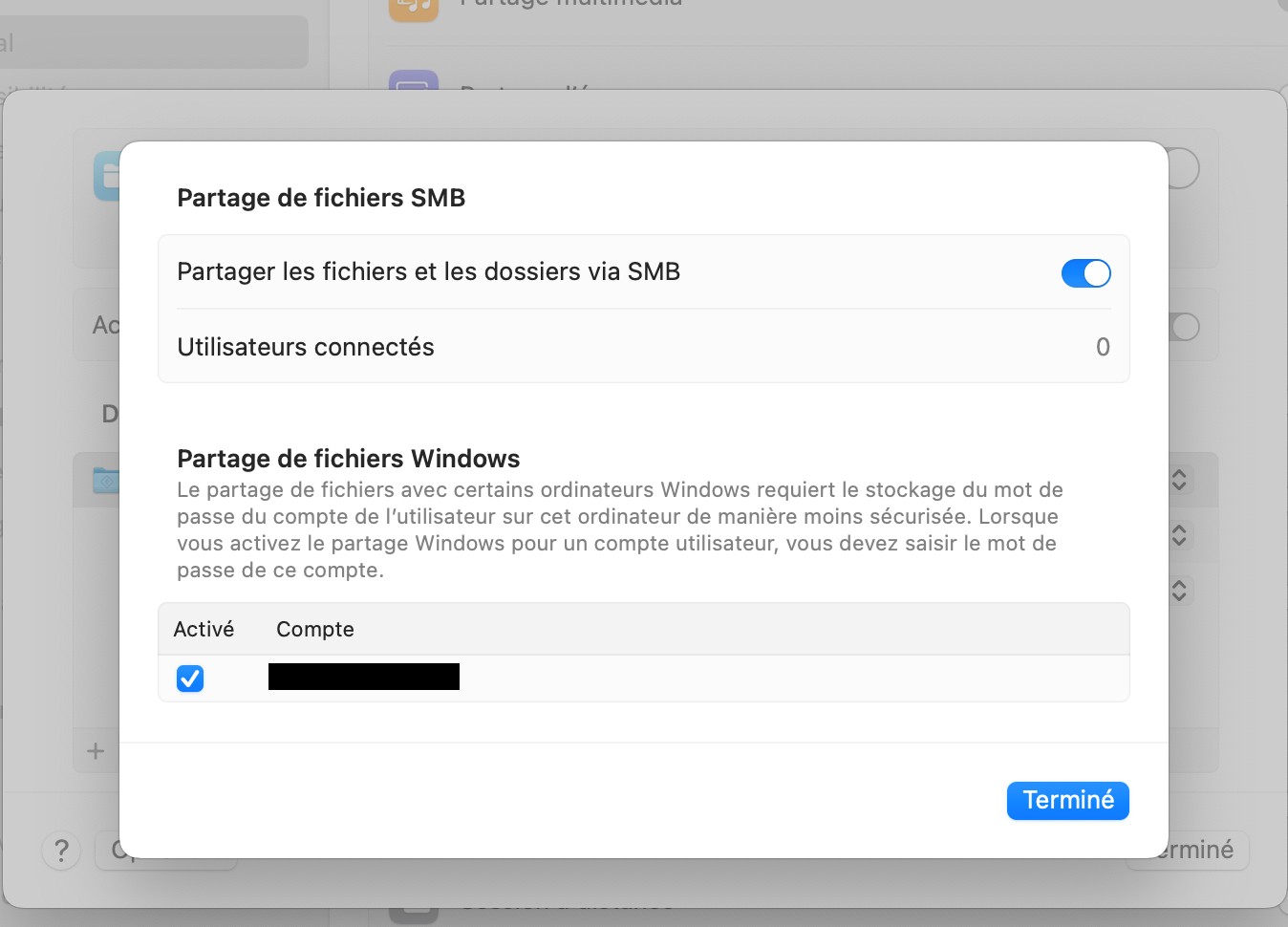 Assurez-vous d’avoir activé l’option « Partager les fichiers et les dossiers via SMB ». Cela vous permettra de configurer le second Mac en tant que destination de sauvegarde Time Machine. Assurez-vous d’avoir activé l’option « Partager les fichiers et les dossiers via SMB ». Cela vous permettra de configurer le second Mac en tant que destination de sauvegarde Time Machine.