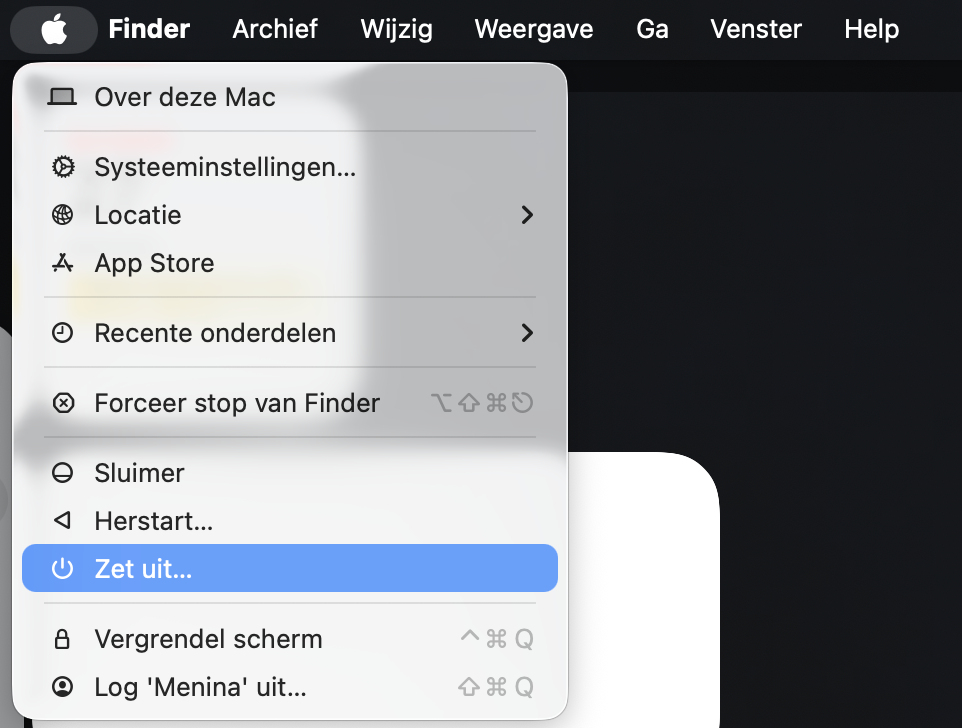 De optie Schakel uit in het Apple-menu op Mac. Doe dit voordat je opstart in Veilige modus om potentieel beschadigde bestanden op de Mac te openen.