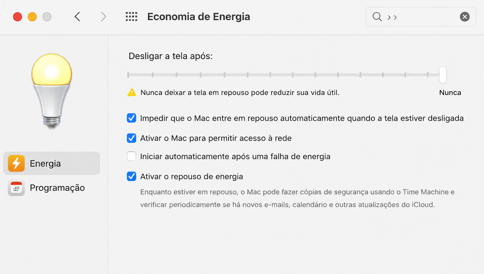 Em seguida, para impedir que o Mac entre em repouso, marque a caixa ao lado de 'Impedir que o Mac entre em repouso automaticamente quando a tela estiver desligada'.