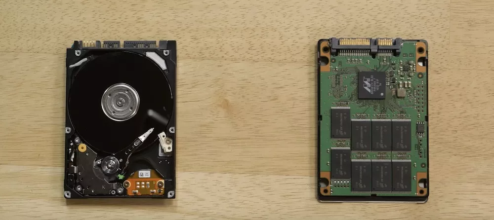 Substitua seu HDD por um SSD: exemplos de HDD e SSD são mostrados para incentivar o usuário a migrar da tecnologia antiga para a nova, melhorando o armazenamento de dados e outros processos relacionados ao processamento de informações.