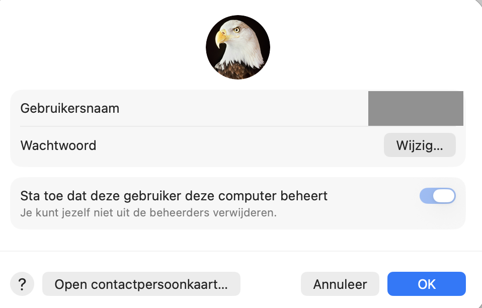 Klik in ‘Gebruikers en groepen’ op de beheerder en vervolgens op ‘Wijzig’ naast ‘Wachtwoord’ om het bij te werken, voor het geval andere gebruikers op je apparaat je wachtwoord kennen. Zo voorkom je dat andere gebruikers je privacy-instellingen aanpassen of toegang krijgen tot je gegevens.