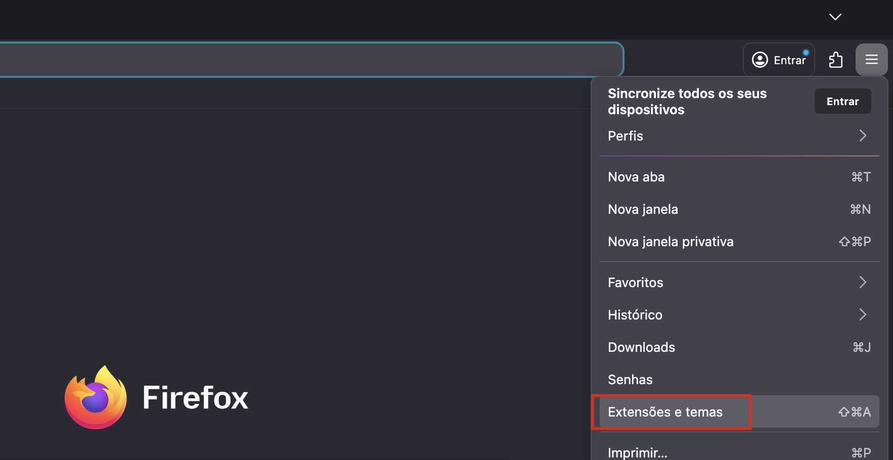 Para encontrar e remover extensões do Firefox no seu dispositivo Apple, você precisa clicar no menu de três listras e encontrar Extensões e temas na lista suspensa.