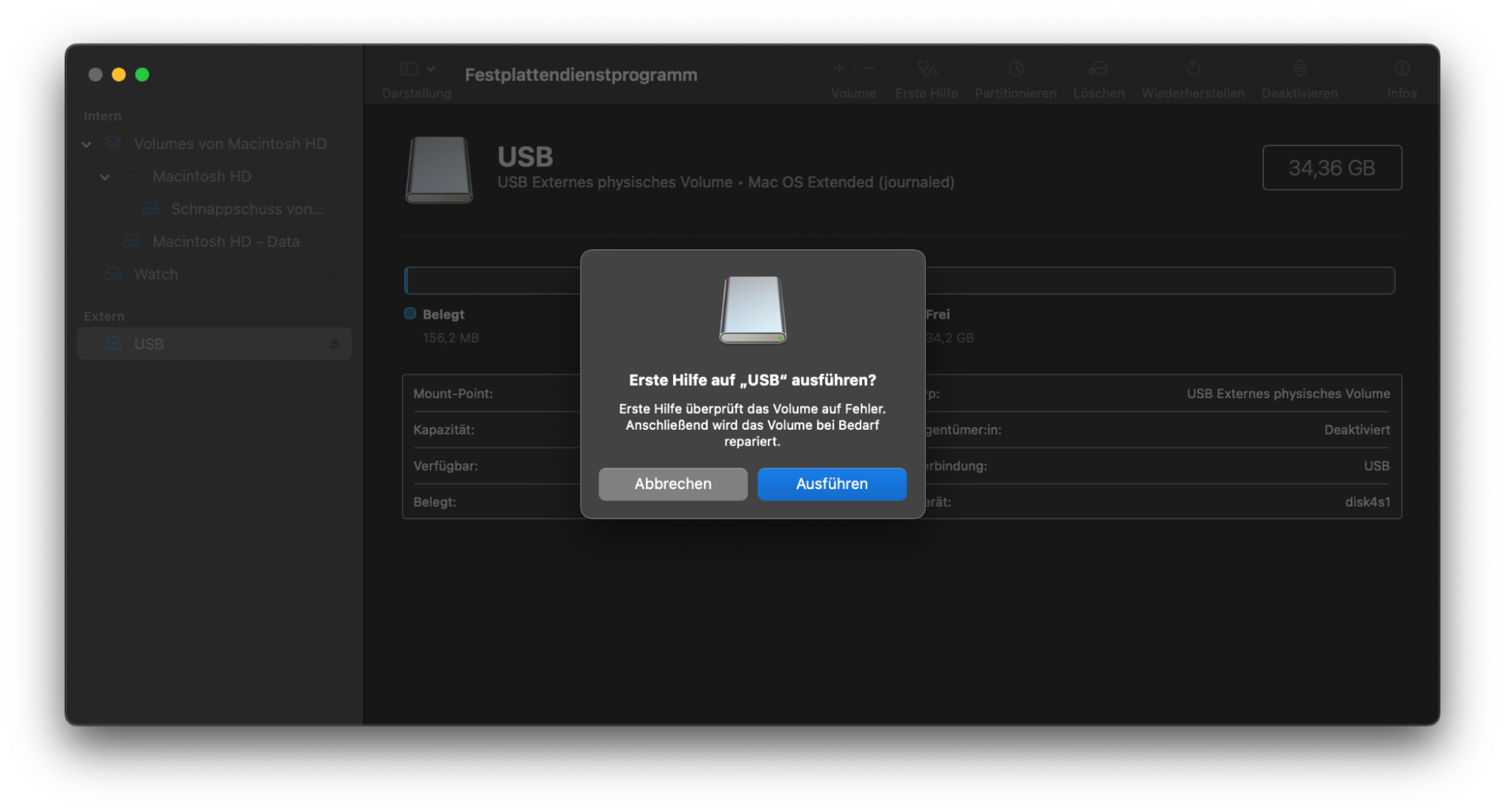 Um den Vorgang abzuschließen, müssen Sie die Ausführung der Ersten Hilfe im Fenster USB-Laufwerk bestätigen. Klicken Sie dazu im Popup-Fenster auf die Schaltfläche Ausführen.