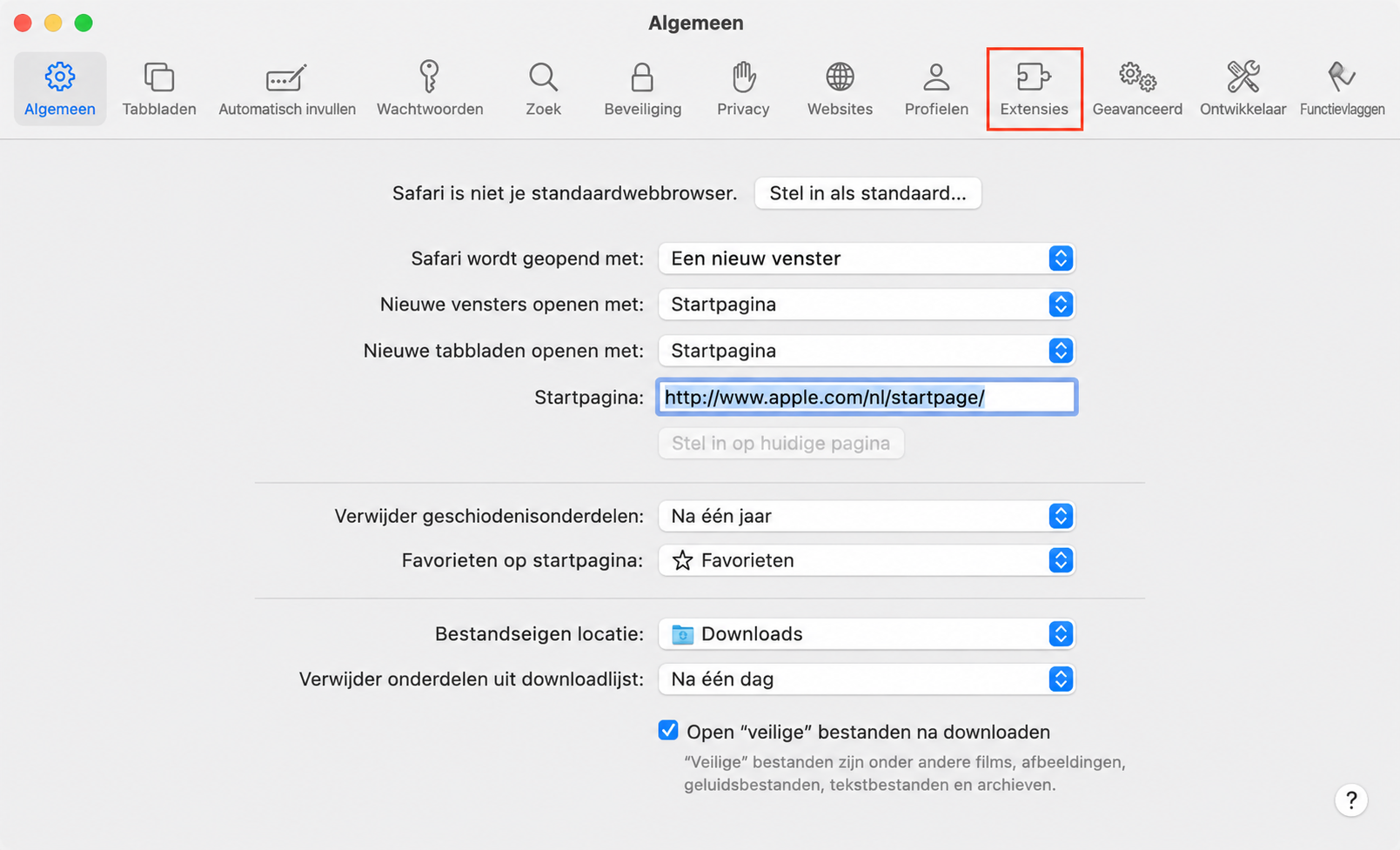 Het dialoogvenster Instellingen van Safari, met Extensies gemarkeerd. Hoe je extensies verwijdert uit Safari, in een handleiding over hoe je valse McAfee pop-ups kunt stoppen op Mac.