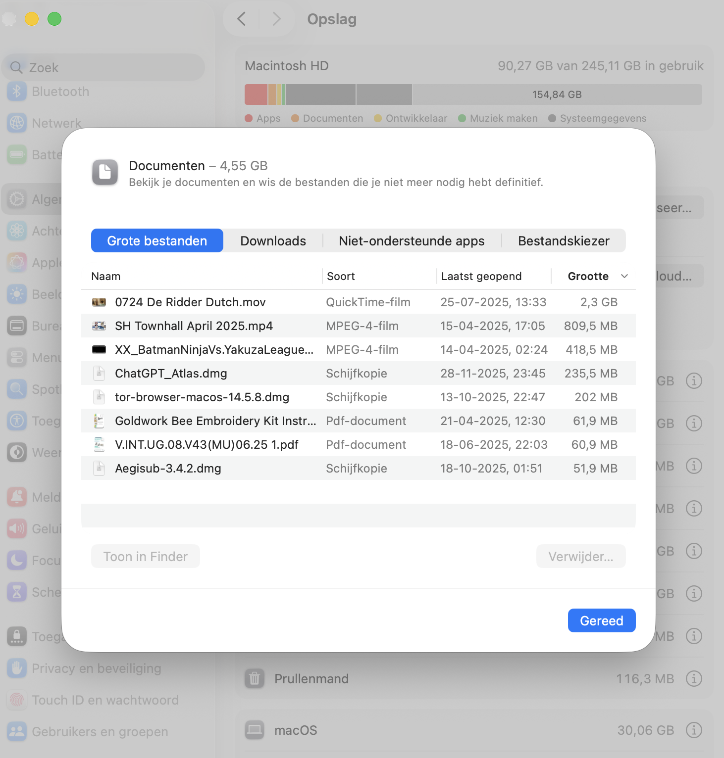 macOS bevat verschillende tools om je opslagruimte te optimaliseren, waaronder Grote bestanden. Met deze functie zie je in één oogopslag welke bestanden de meeste ruimte innemen op je Mac.