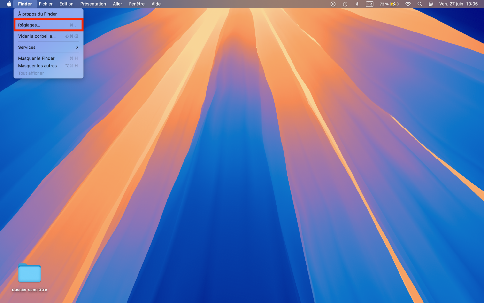Faites réapparaître vos icônes de bureau Mac. Pour cela, cliquez sur Finder dans le Dock, allez dans la barre des menus en haut de votre écran, et sélectionnez Finder > Réglages > Général.