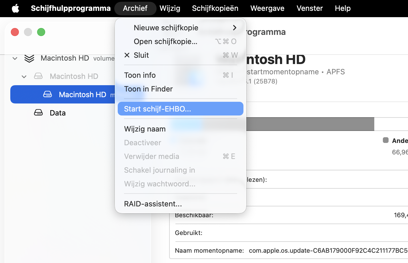 Met Schijfhulpprogramma kun je EHBO uitvoeren. Hiermee wordt geprobeerd problemen met je externe schijf te vinden en te herstellen. Klik op de knop ‘EHBO’ om te beginnen, of open het via het menu Archief in de menubalk.