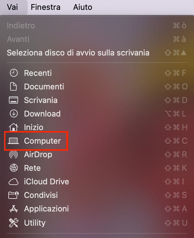 Per iniziare a pulire manualmente le cache delle app, apri la sezione Computer dal menu Vai nella barra dei menu.