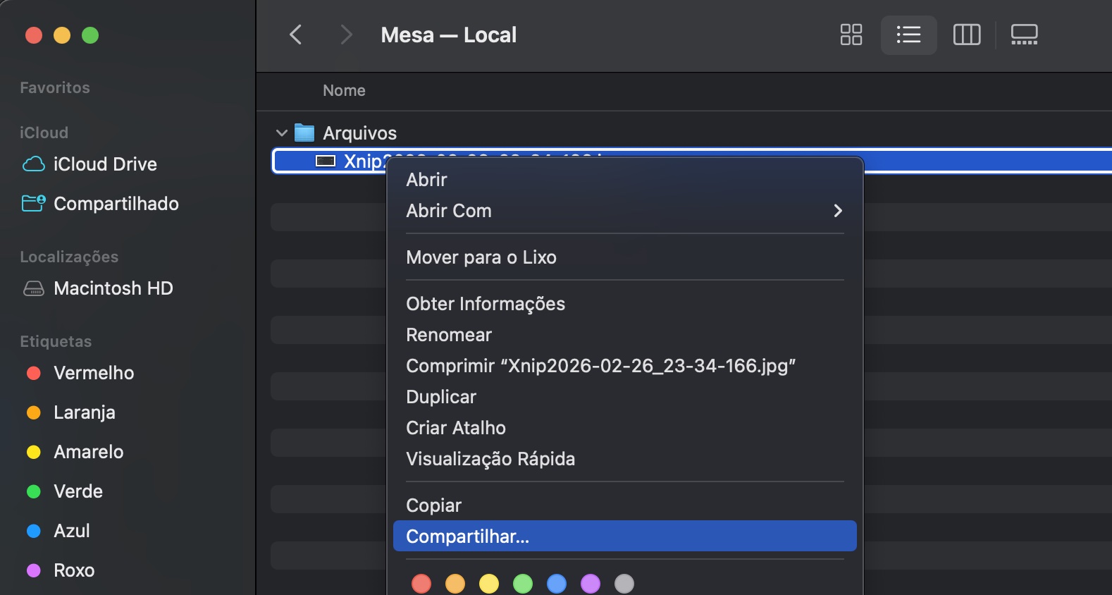 O menu de clique com o botão direito no Mac mostrando a opção Compartilhar. Para transferir dados de um Mac para outro usando o iMessage, clique em Compartilhar.