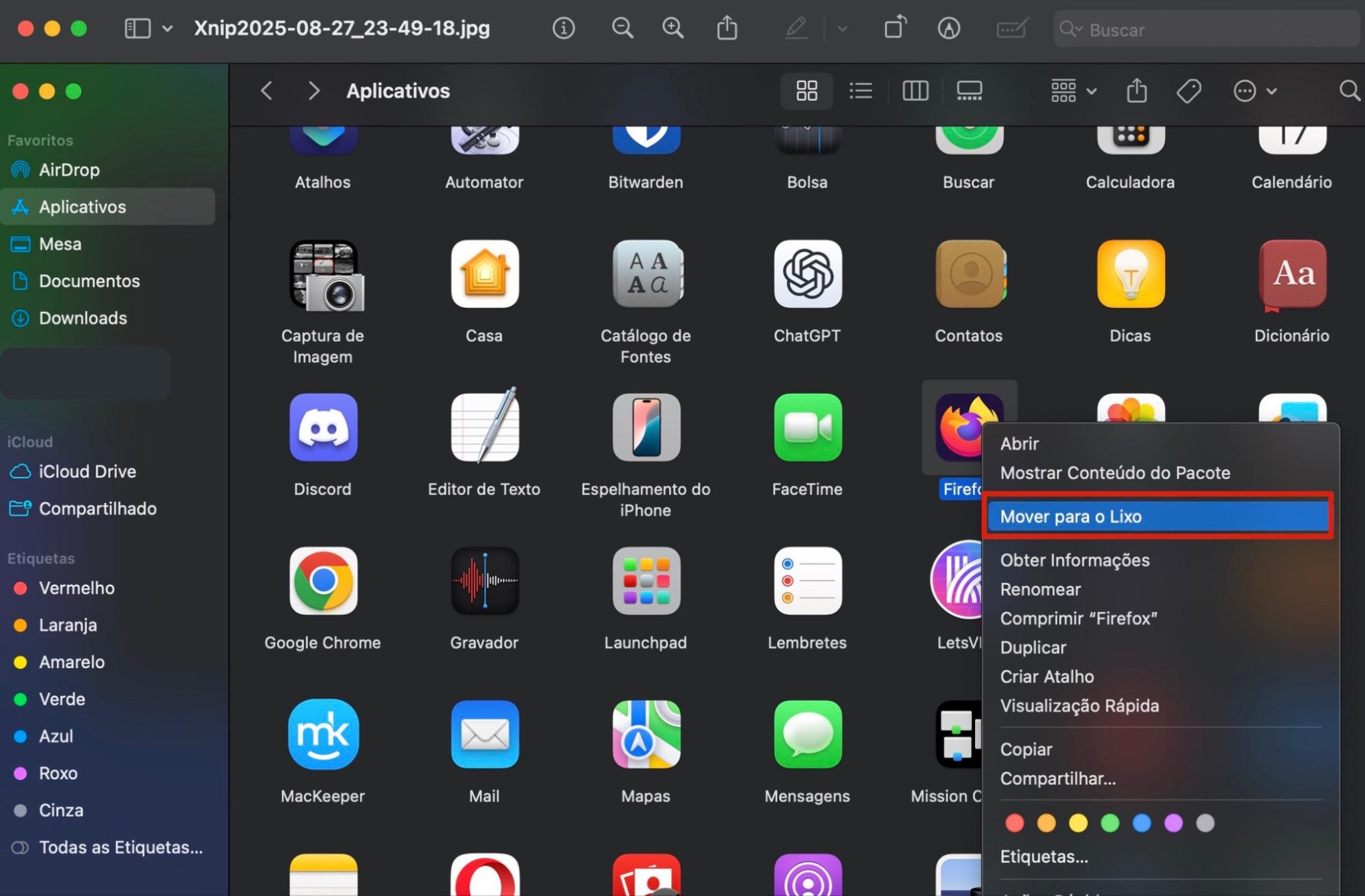 O menu contextual que aparece ao clicar com o botão direito em um ícone de aplicativo no Finder. Se você quiser desinstalar um aplicativo, pode usar a opção Mover para o Lixo para enviá-lo para o Lixo.