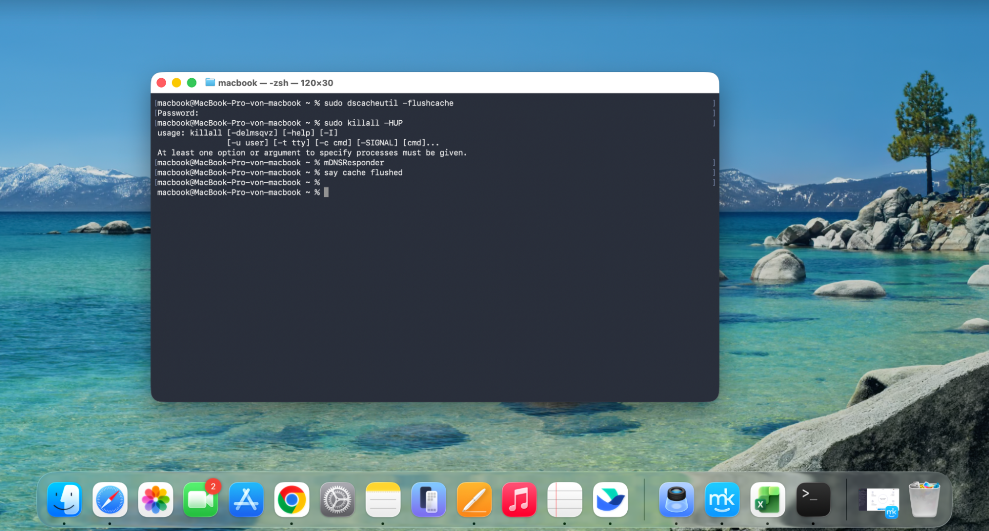 En av de raskeste måtene å tømme hurtigbuffer på Macen din på, er å tømme DNS-hurtigbufferen i Terminal på Mac. Åpne Terminal-appen på enheten din, skriv inn kommandoen sudo dscacheutil -flushcache;sudo killall -HUP mDNSResponder;say cache flushed, og trykk Enter.