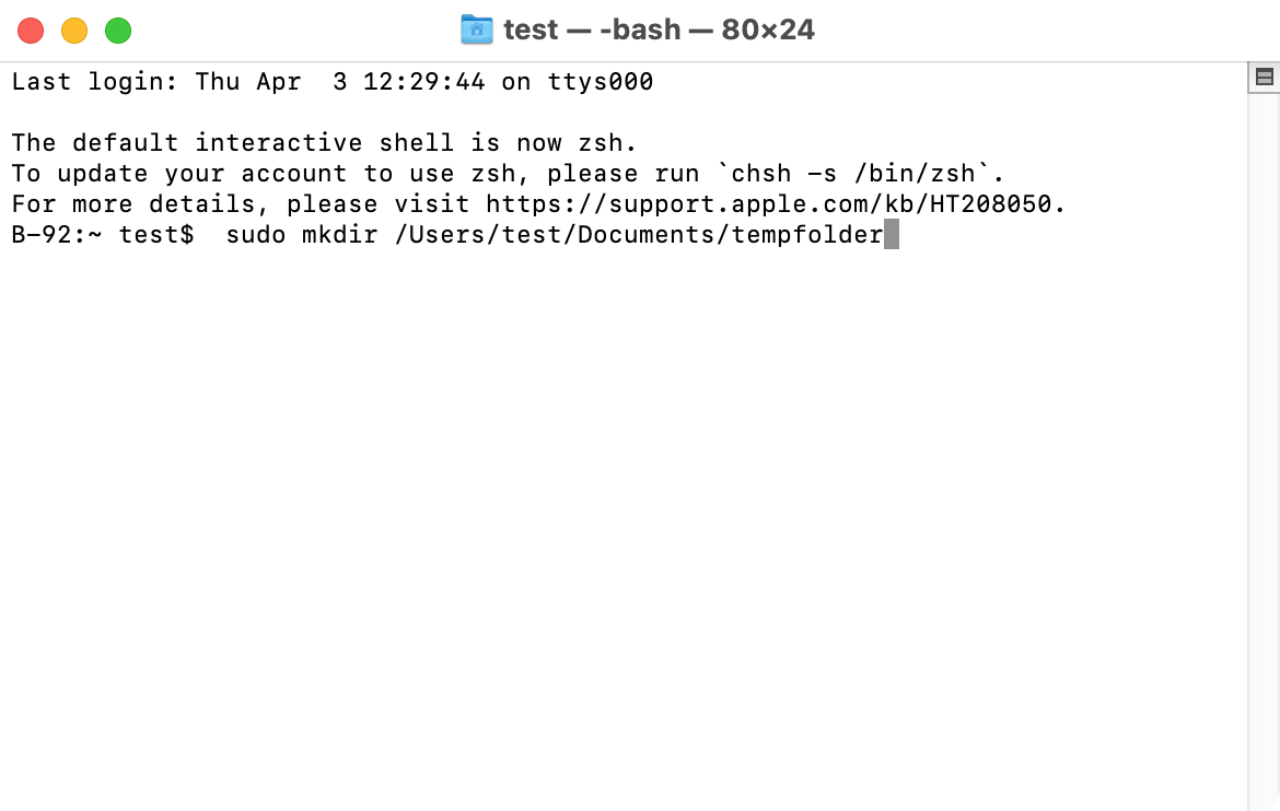 Voer in het Terminal-venster het weergegeven commando in om het beschadigde voorkeurenbestand van  Finder van je Mac te verwijderen.