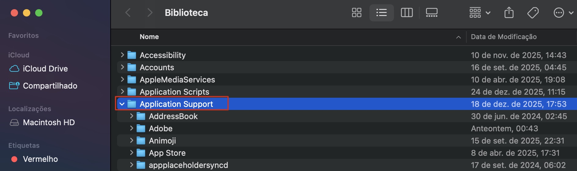 Você também deve verificar a pasta Biblioteca do Sistema, pois ela também pode conter malware instalado por um trojan. Verifique as pastas LaunchAgents e LaunchDaemons.
