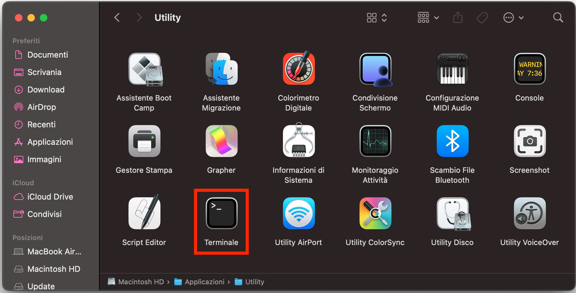 Finder su Mac che mostra la cartella Utility. Per forzare lo svuotamento del Cestino, fai doppio clic su Terminale per avviarlo.