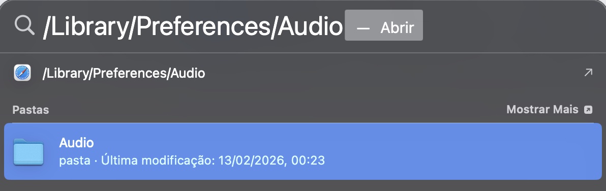 Você pode redefinir as configurações de áudio do seu Mac excluindo os arquivos .plist corretos. Comece usando o Spotlight para procurar e abrir a pasta /Library/Preferences/Audio.