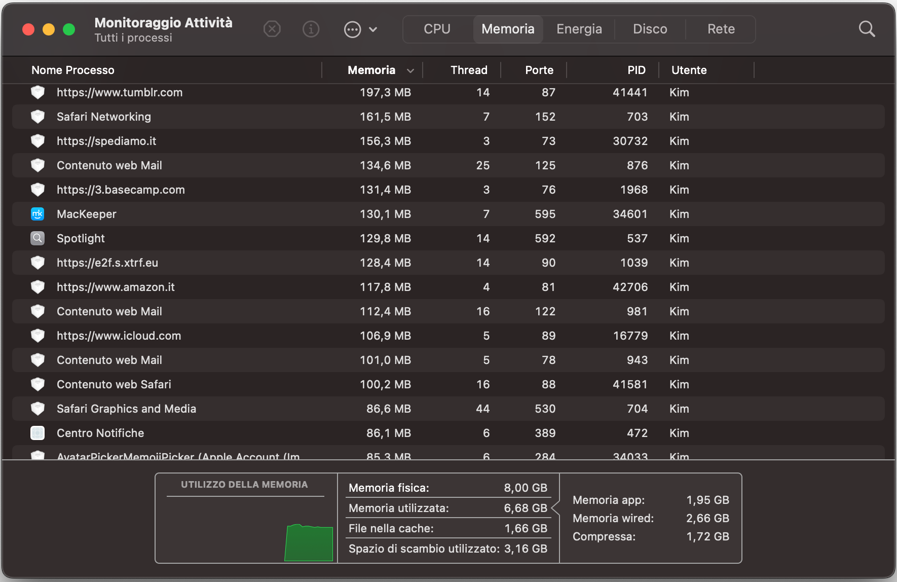 Apri Monitoraggio Attività, passa alla scheda Memoria e controlla il grafico Pressione memoria per confermare che il Mac gestisca meglio lo swap e la pressione sulla memoria.