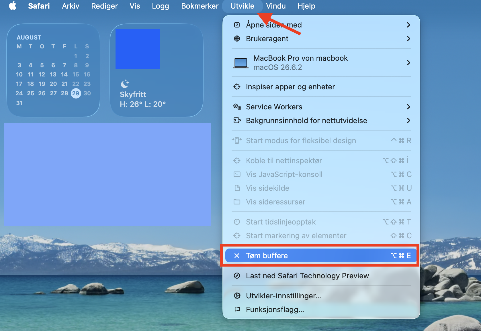 Utvikle-menyen inne i Safari på Mac. Ved å velge alternativet Tøm buffere kan du slette eksisterende buffere og frigjøre plass på Mac.