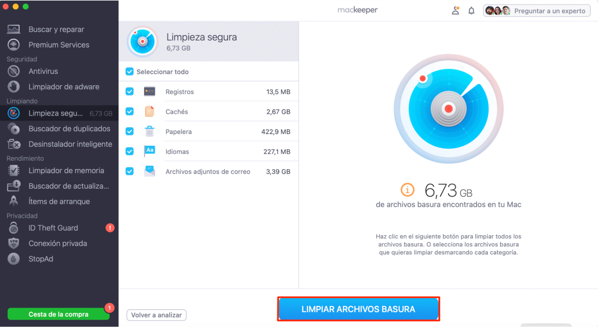 Limpieza Segura de MacKeeper, con Limpiar archivos basura destacado. Cómo arreglar servicio de cuentas quiere usar el llavero de inicio de sesión.