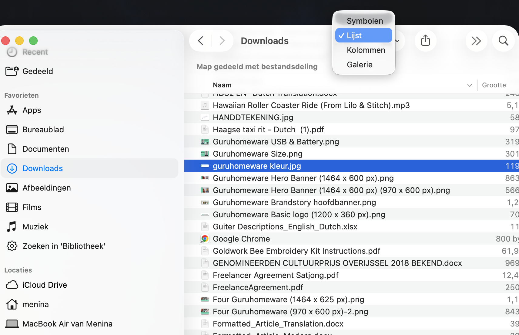 Om je downloads in lijstweergave te ordenen op je Mac, open je Finder en klik je op je Downloads-map. Klik vervolgens met de rechtermuisknop, kies je Weergave en selecteer je Als lijst.