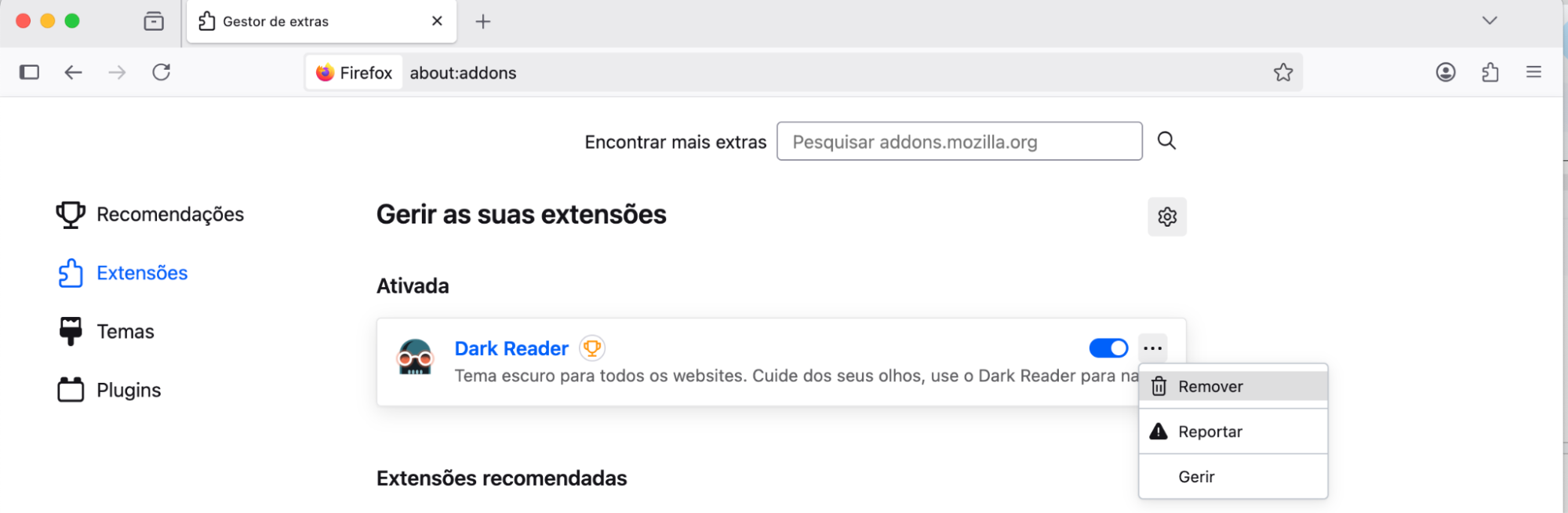 Na página Gerir Extensões do Firefox, clique nos três pontos ao lado de uma extensão e, em seguida, clique no botão Remover.