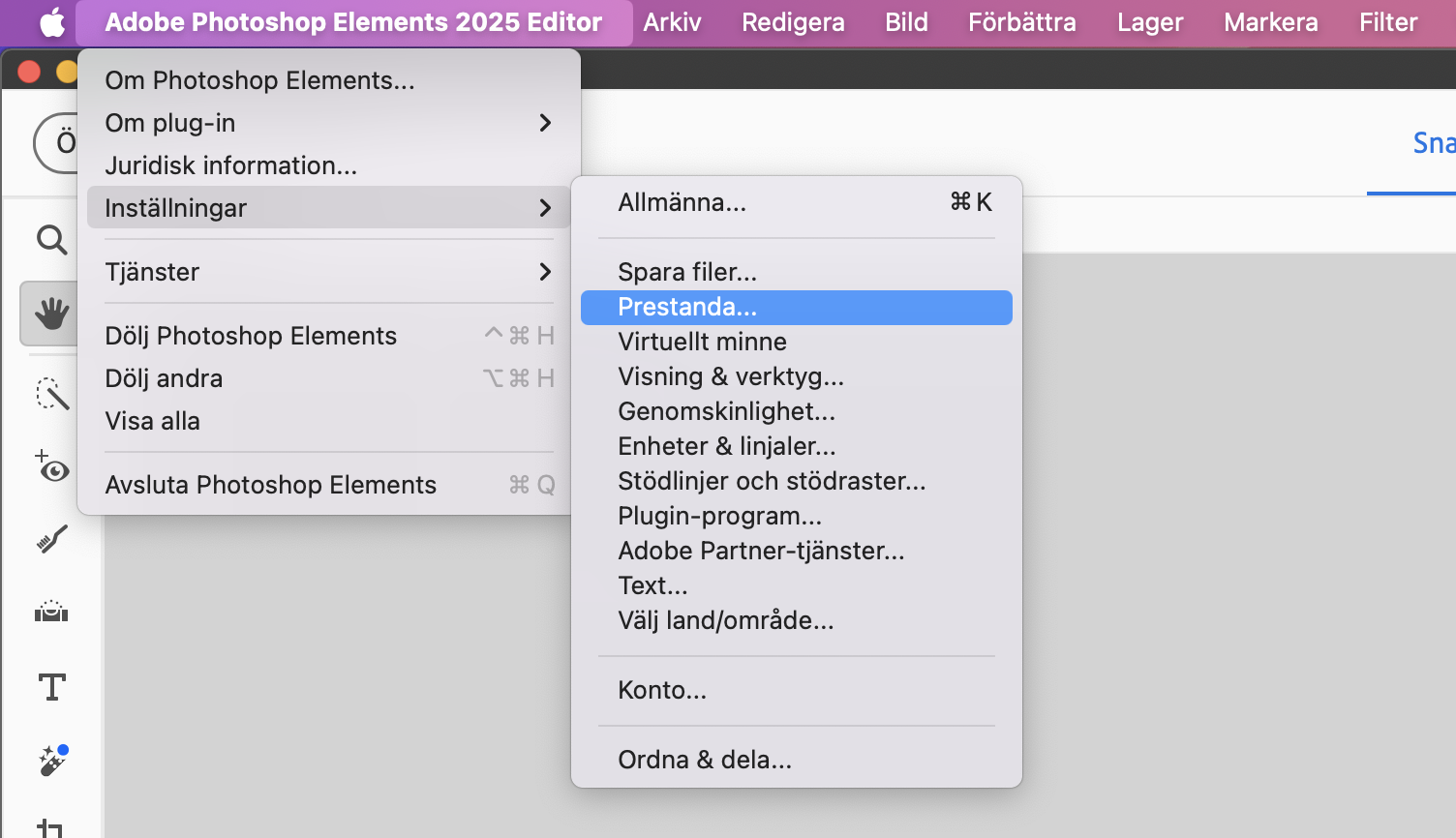 Det är en bra idé att kontrollera antalet Händelselägen i Photoshop, eftersom standardvärdet kan vara 50 medan din Mac kan spara upp till 1 000. För att minska dina Händelselägen, gå först till Inställningar, sedan Prestanda.