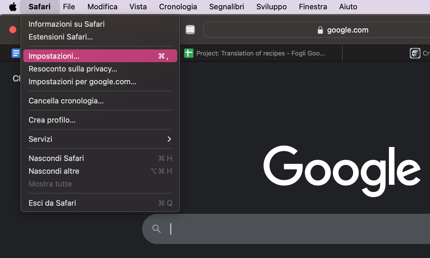 Apri le Preferenze di Safari dal menu Safari.