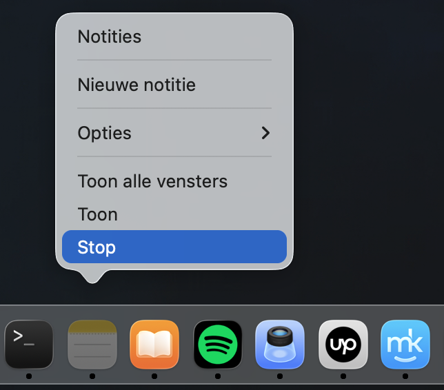 Om apps te sluiten en je internetverbinding te verbeteren klik je met de rechtermuisknop op de app en kies je Sluit af. Als de app geopend is kun je ook de sneltoets Command + Q gebruiken om deze direct te sluiten.