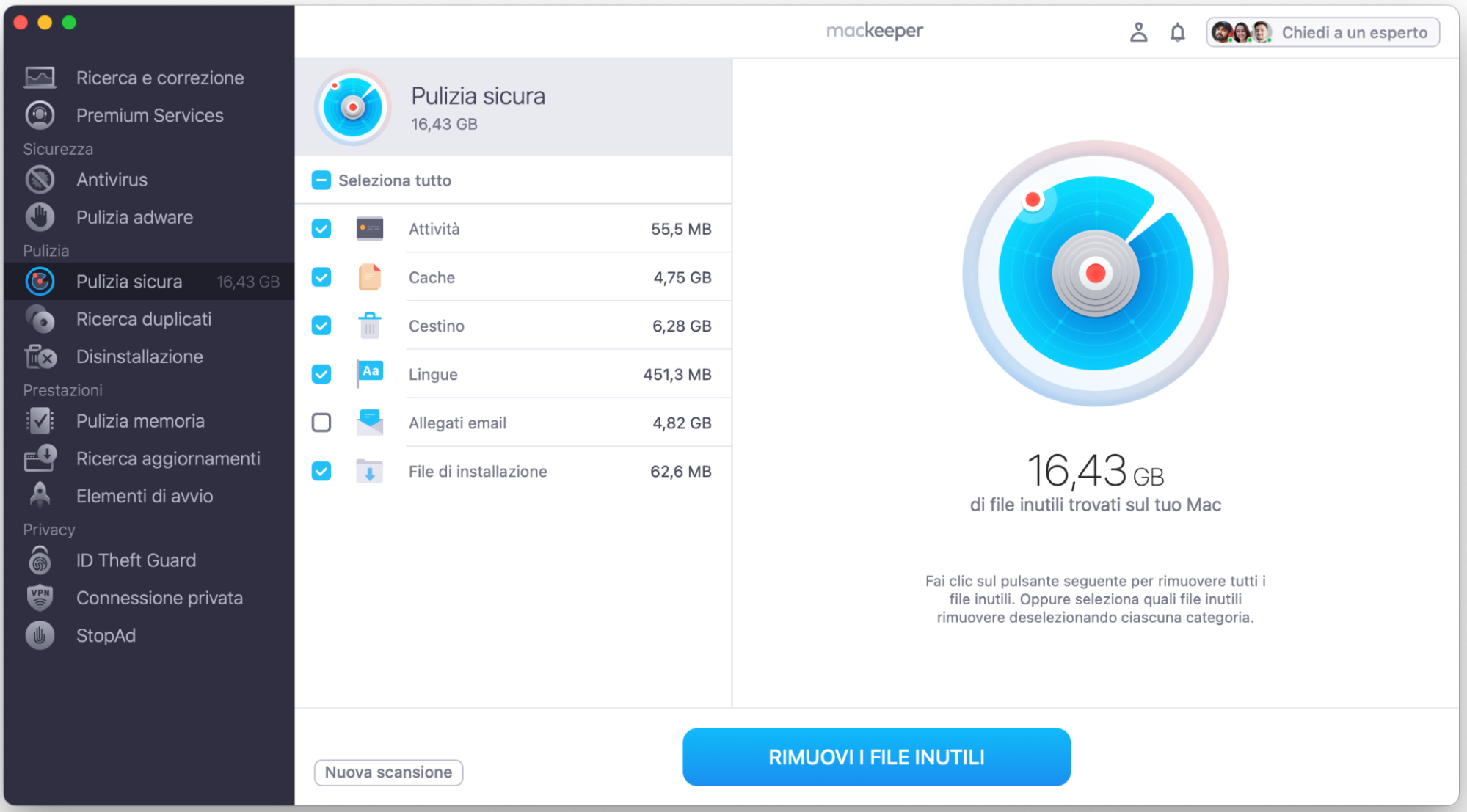 Seleziona le caselle accanto ai file che non ti servono più e fai clic su Rimuovi i file inutili.