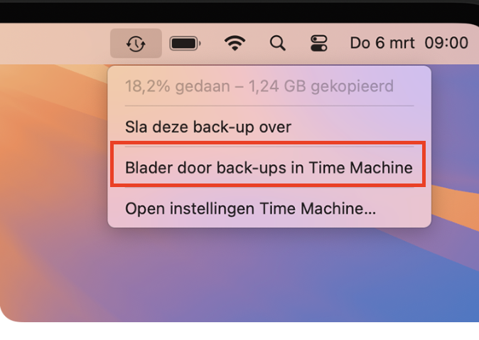 Je kunt je Time Machine-reserves back-ups openen via de menubalk van je Mac. Terugzetten vanaf een back-up helpt je als je een virus hebt.