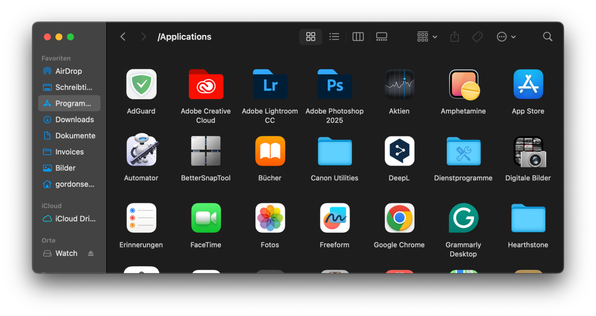 Um den Fehler macOS kann nicht überprüfen, ob diese App frei von Malware ist zu beheben, öffnen Sie den Finder und wählen Sie Programme.