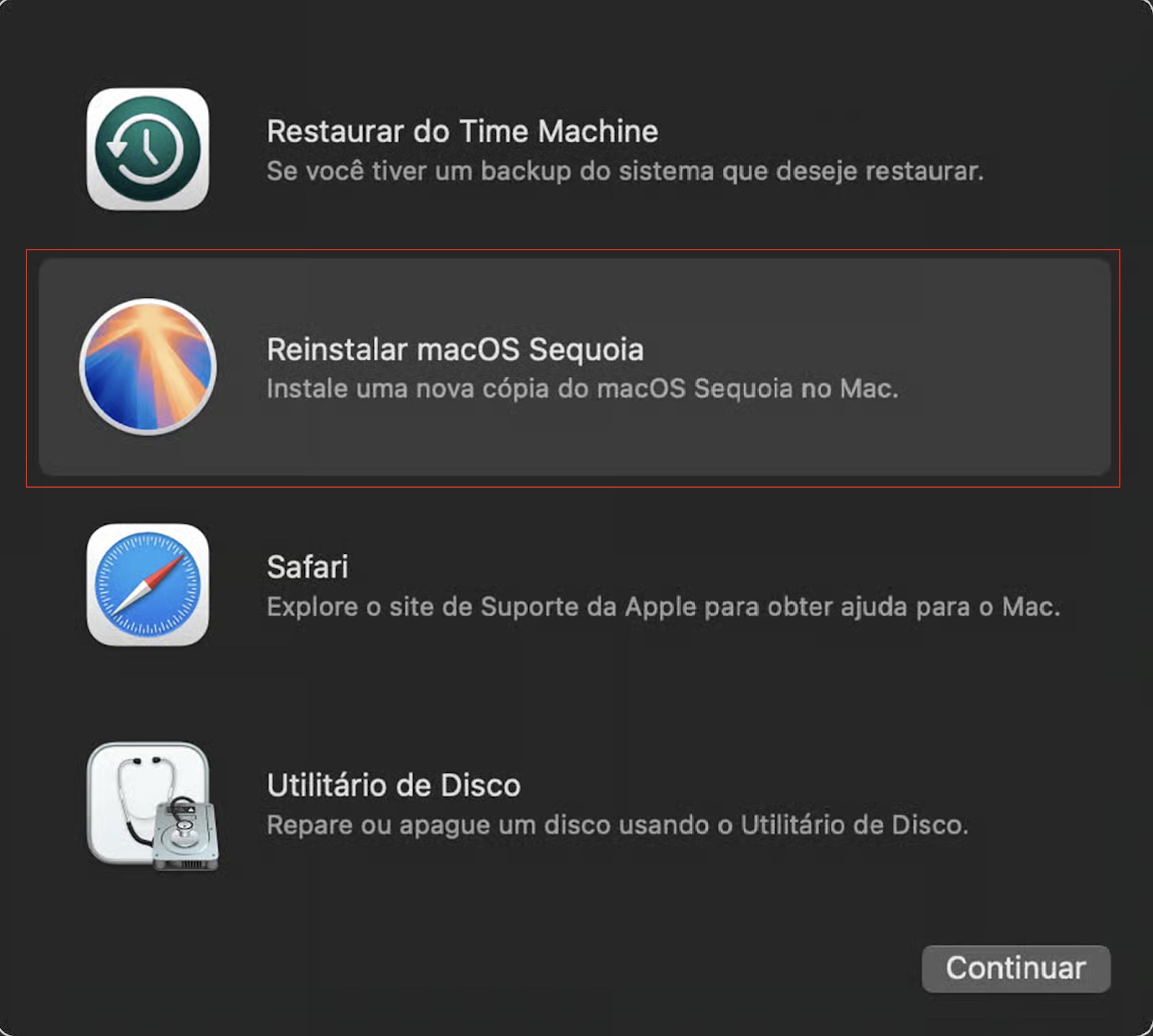 A opção Reinstalar o macOS Sequoia está destacada em vermelho na janela de Recuperação do Mac. Escolher esta opção irá restaurar o MacBook para as configurações de fábrica.