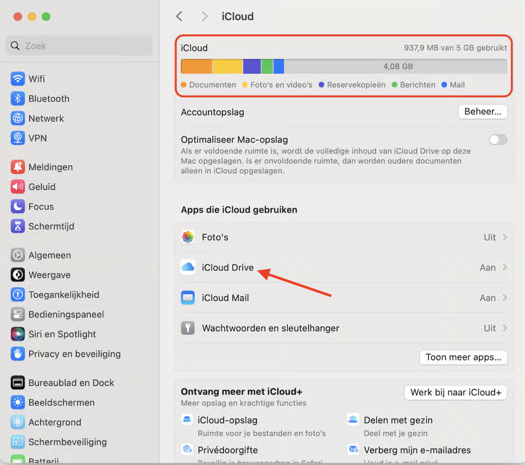 Systeeminstellingen op Mac met het menu iCloud. Klik op iCloud Drive en stel je synchronisatie-instellingen in om bestanden van Mac naar Mac te verplaatsen via iCloud-opslag.