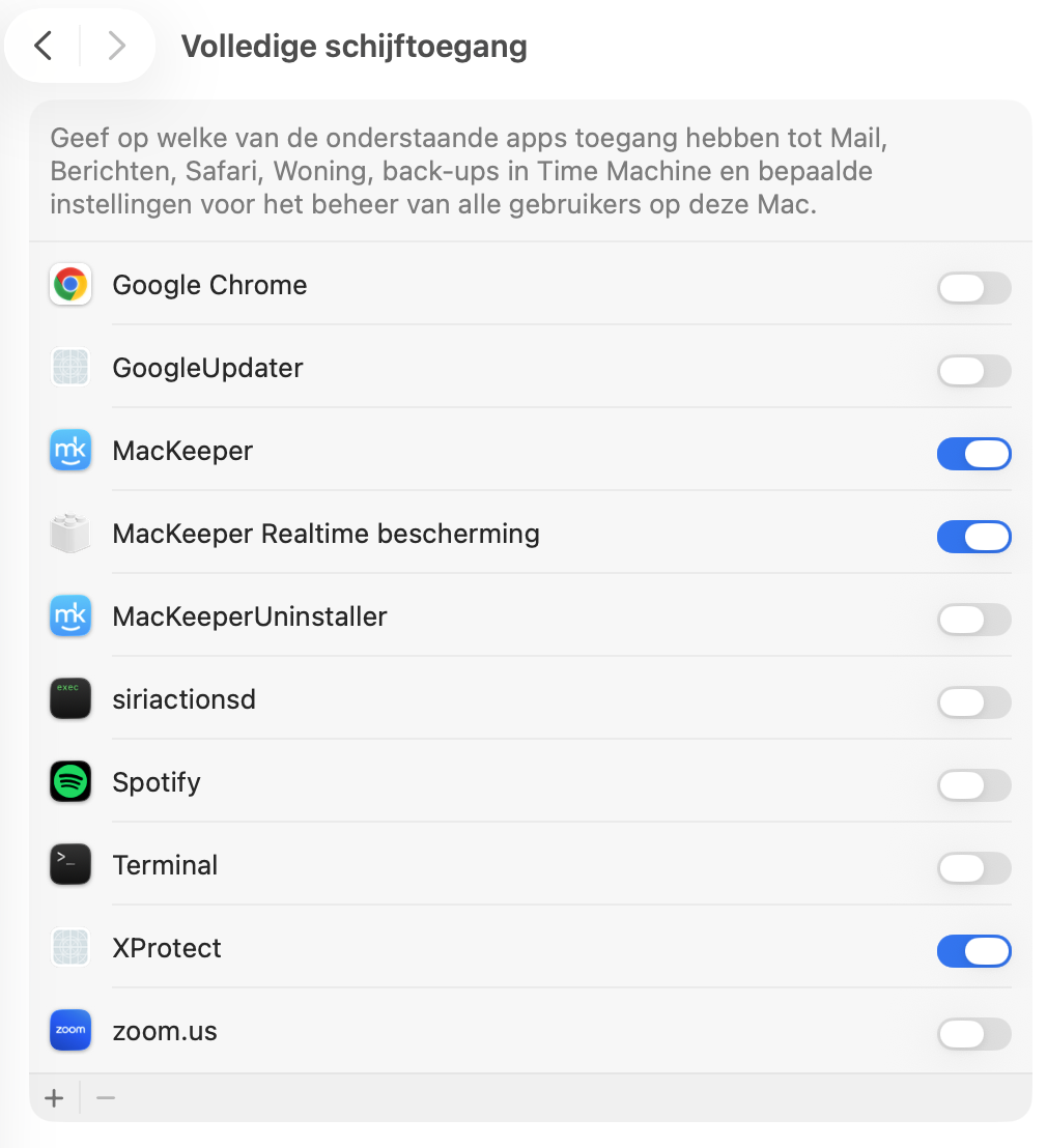 Scroll naar beneden en klik op ‘Volledige schijftoegang’. Hier zie je een volledige lijst met alle apps die toestemming hebben om toegang te krijgen tot de gegevens op je Mac. Zie je iets wat je niet herkent of als kwaadaardig beschouwt, dan kun je het selectievakje uitschakelen om de toegang tot je gegevens te beperken.