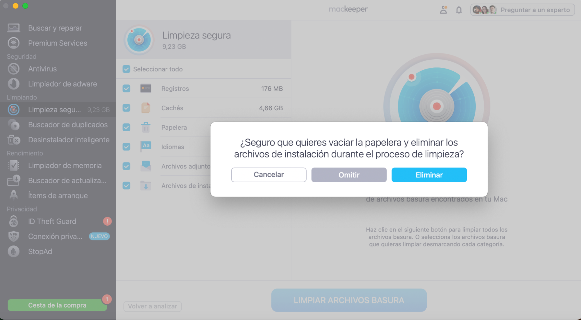 Para vaciar la Papelera y eliminar los Archivos de Instalación durante el proceso de limpieza, haz clic en Eliminar en una ventana desplegable.