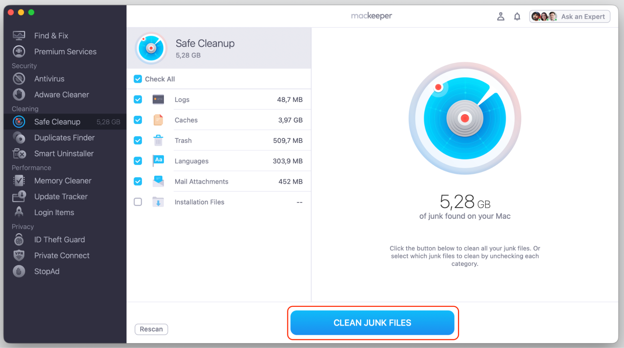 MacKeeper's Safe Cleanup results on macOS Tahoe with the Clean Junk Files button highlighted to remove logs and caches on a MacBook.