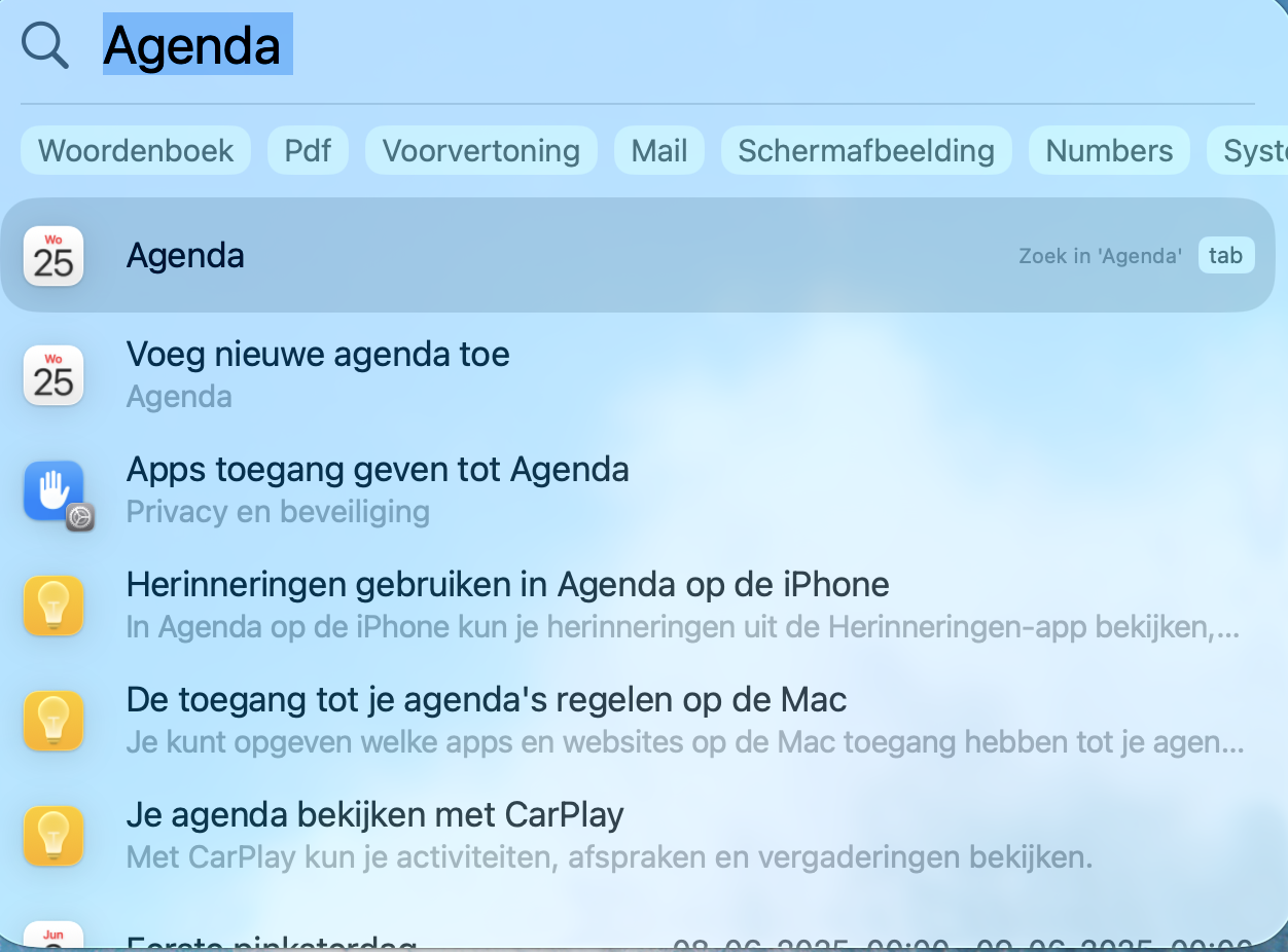 Het Spotlight-venster geopend na het indrukken van Cmd + spatie. Begin met typen wat je precies zoekt en het wordt binnen enkele seconden gevonden.