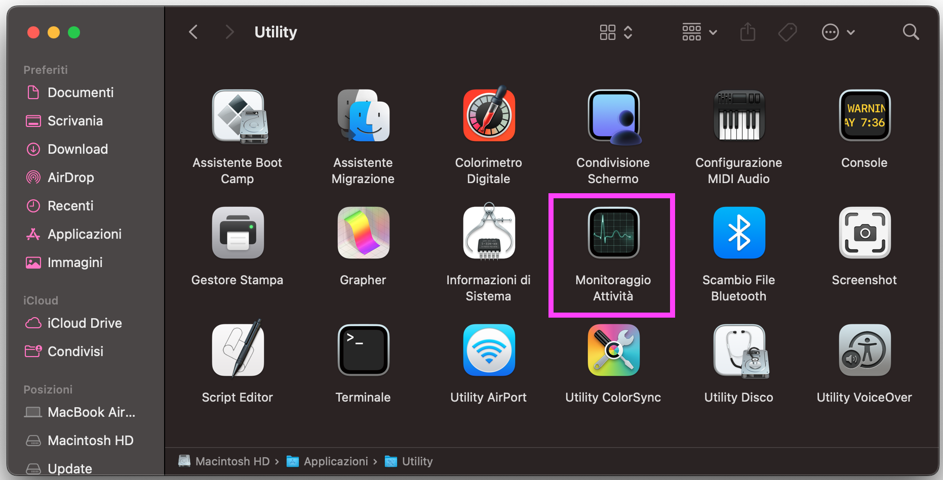 Per esaminare l’elenco dei processi in esecuzione sul Mac e rilevare eventuali keylogger, vai in Finder > Applicazioni > Utility > Monitoraggio Attività.