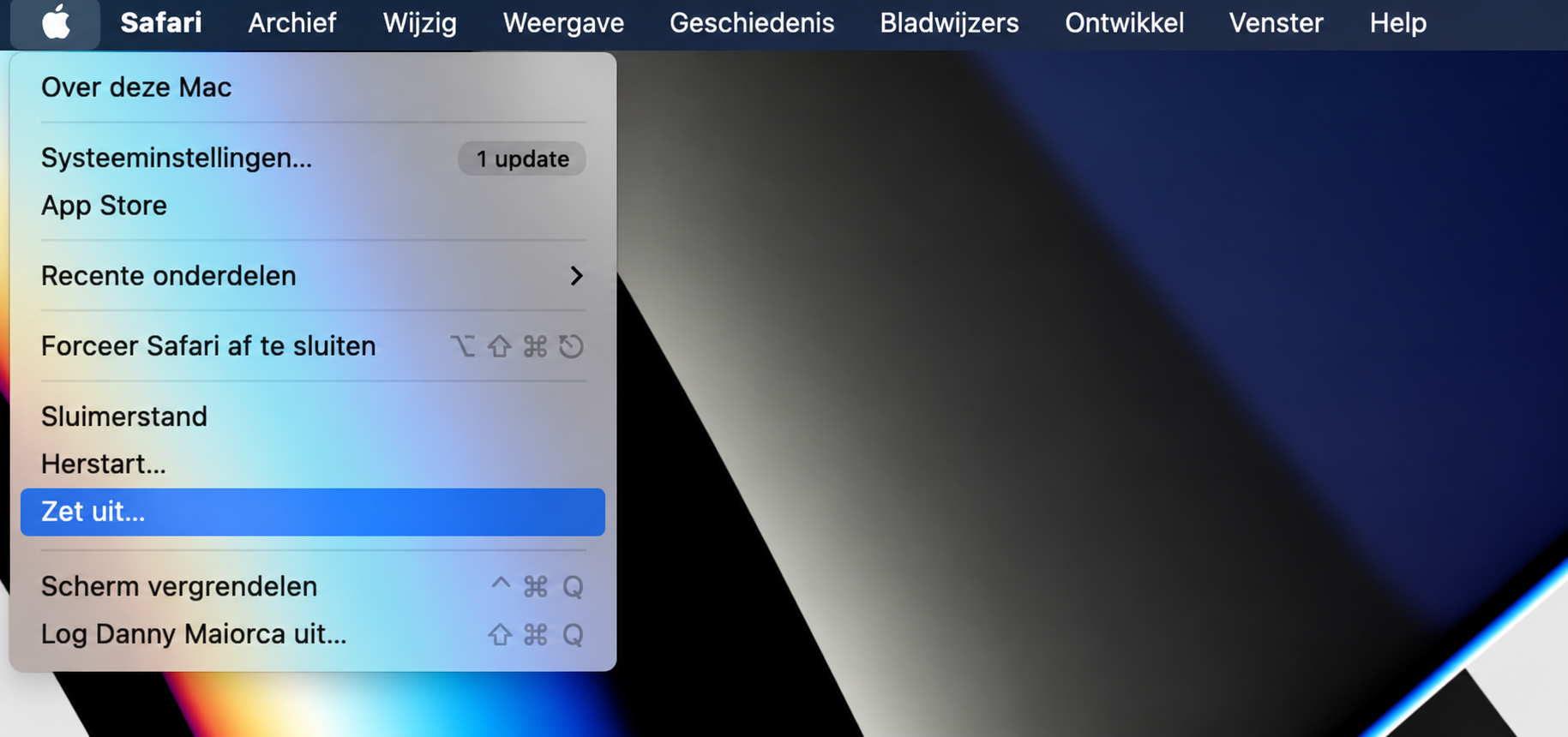 Als de prullenmand van je Mac niet leeg wil, probeer dan je Mac uit te zetten door naar Apple-logo > Zet uit te gaan. Gebruik daarna de Veilige modus.