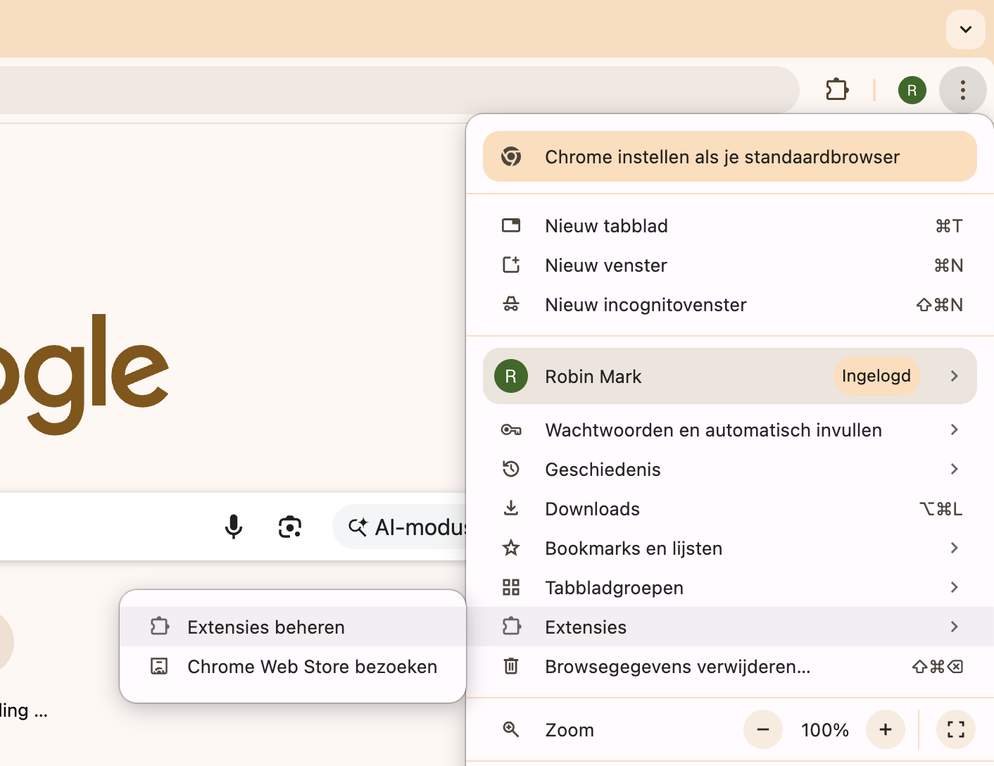 Om extensies in Chrome op je MacBook te verwijderen, open je de browserinstellingen via het icoon met de drie puntjes rechtsboven. Ga daarna naar ‘Meer hulpprogramma’s’ > ‘Extensies’.