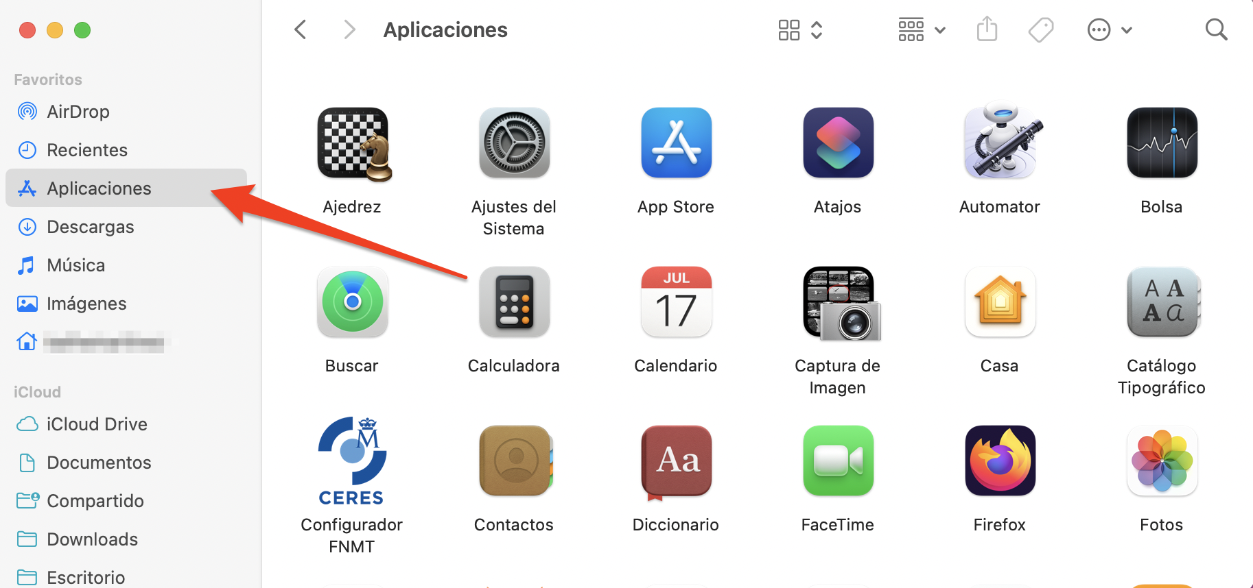 Una lista de carpetas de sistema dentro del Finder en Mac. Selecciona Aplicaciones para encontrar y eliminar aplicaciones maliciosas de tu Mac.