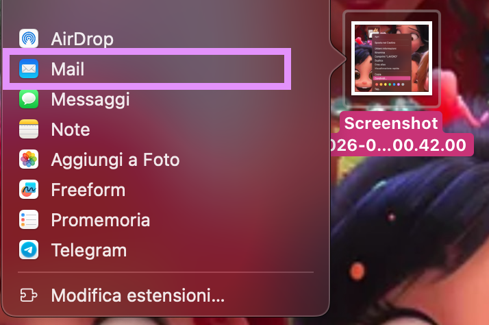Il menu Condividi su Mac mostra tutte le opzioni. Seleziona Mail per spostare dati da Mac a Mac via email.