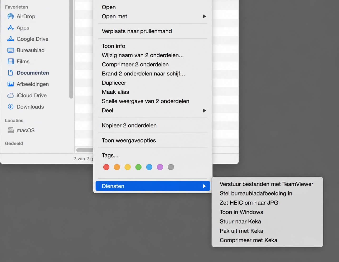 Zodra je de nieuwe prompt hebt gemaakt, ga je naar Finder. Selecteer Services en kies HEIC naar JPG conversie. Je bestand wordt automatisch geconverteerd.