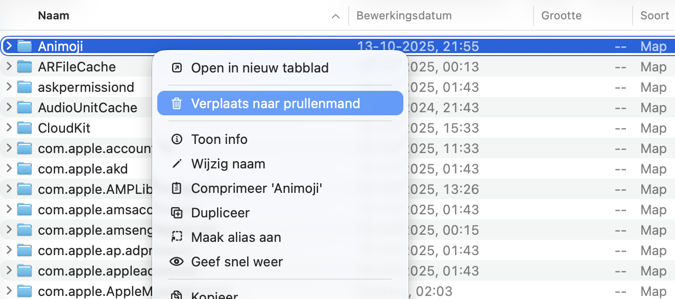 Zoek de voorkeurenbestanden van Safari en verwijder ze. Verplaats ze naar de Prullenmand en leeg vervolgens de Prullenmand om de bestanden definitief te verwijderen.