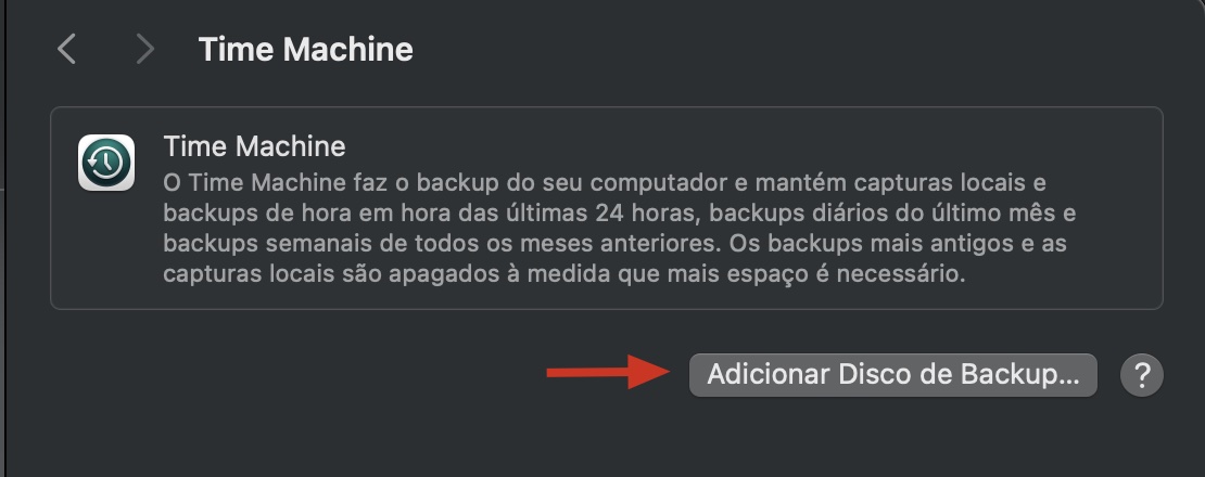 Ajustes do Sistema no Mac mostrando o menu do Time Machine. Para clonar dados de um Mac para outro usando o Time Machine, clique em Adicionar Disco de Backup para fazer backup em uma nova unidade externa.