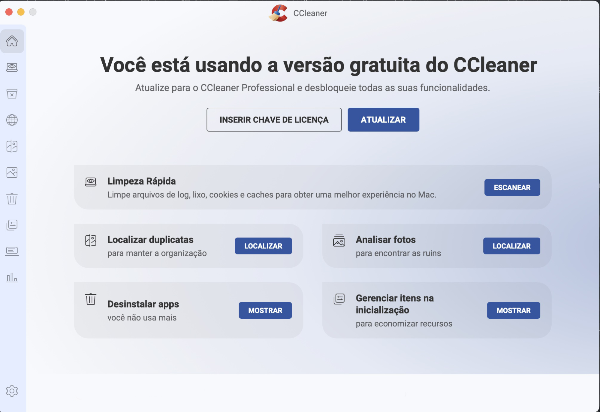 A versão gratuita do CCleaner mostra a tela inicial aos novos usuários depois que eles baixaram, instalaram e abriram o aplicativo. Você já pode ver a lista de recursos integrados ao aplicativo e as formas de atualizá-lo.