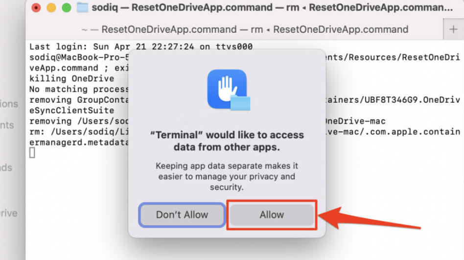 Next, you'll need to click on ResetOneDriveApp.command file. This will bring up Terminal and then it'll action the reset command.