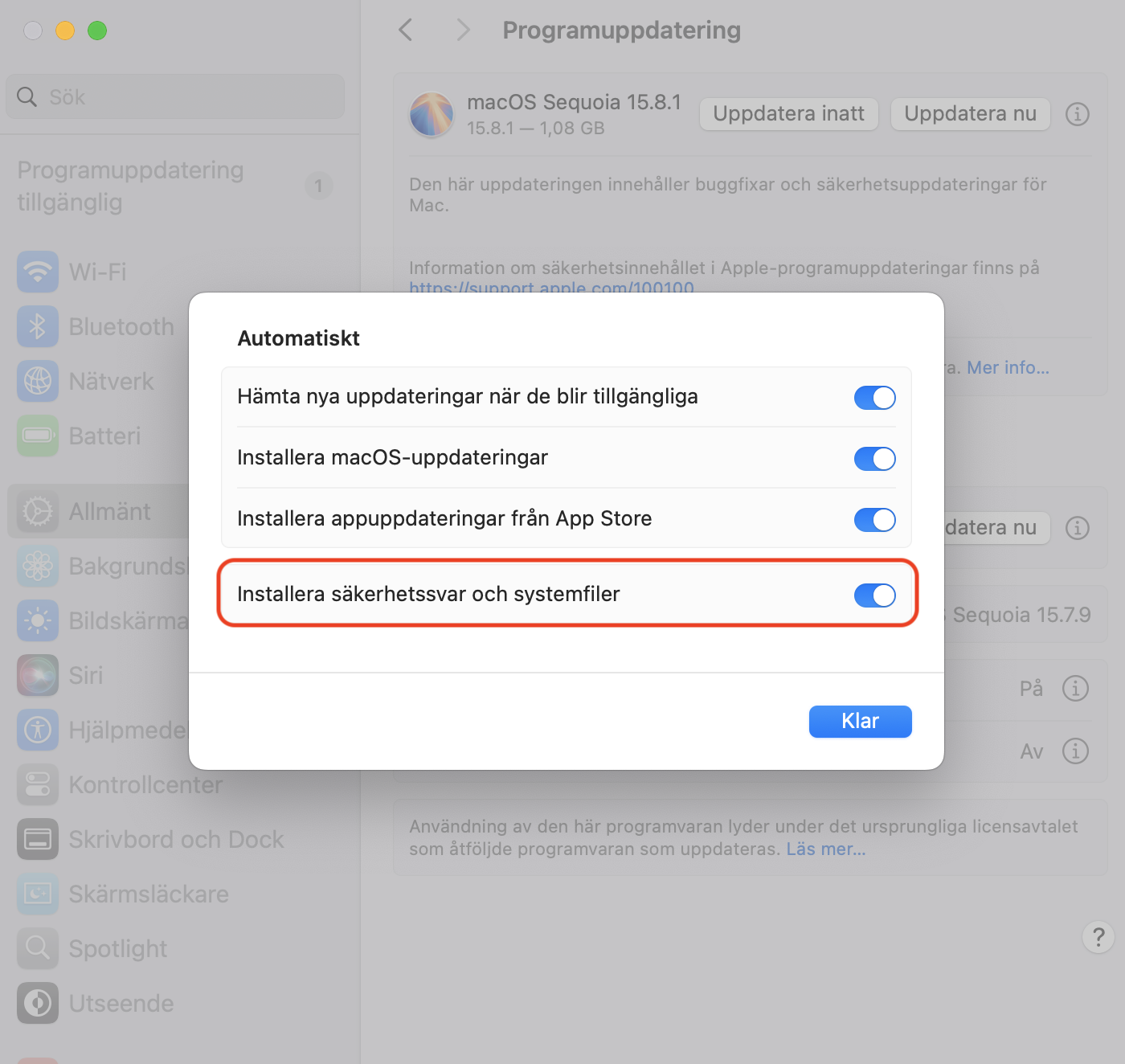 Kontrollera nu att din Mac är inställd på att automatiskt hämta och installera uppdateringar. Detta säkerställer att XProtect fungerar korrekt och skyddar din Mac.