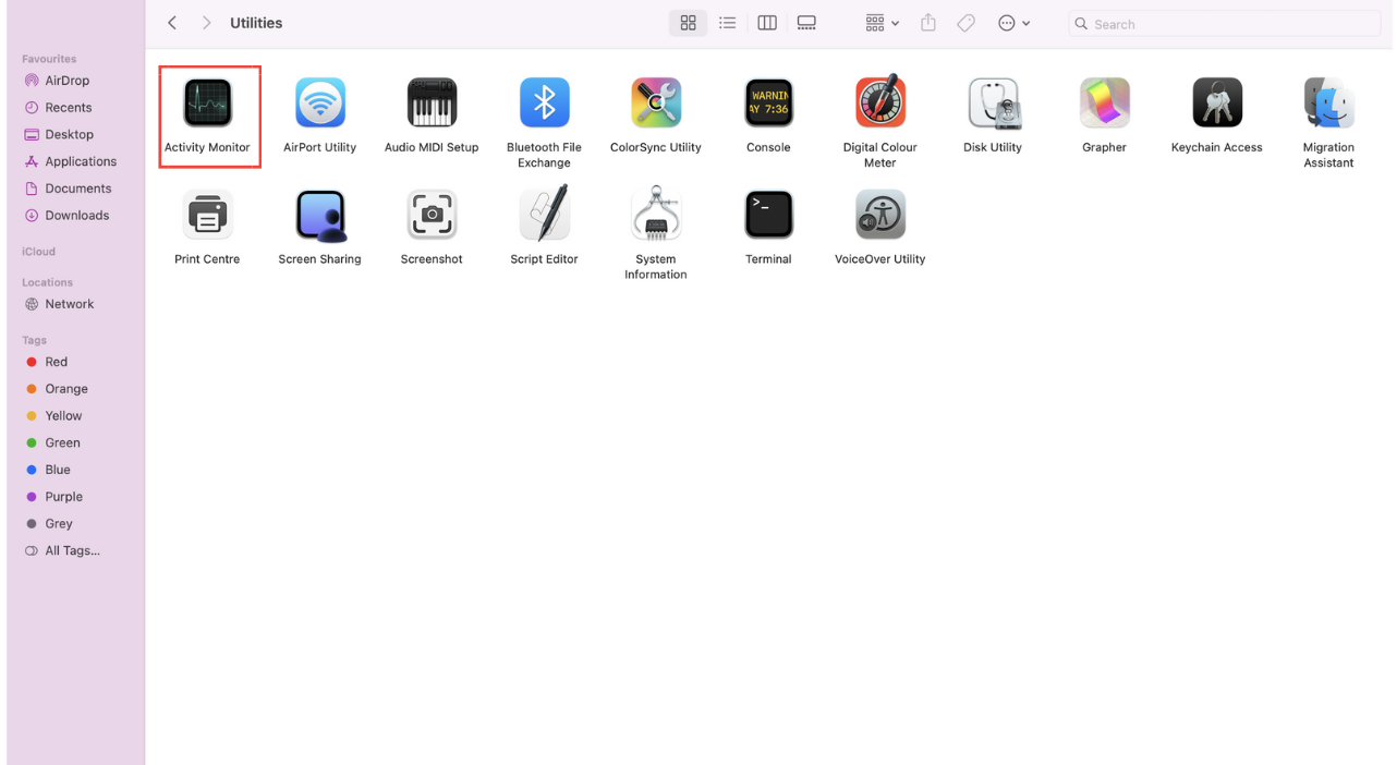 Om een lijst met alle actieve processen op je Mac te bekijken en te controleren op mogelijke keyloggers, ga je naar Finder > Apps > Hulpprogramma’s > Activiteitenweergave.