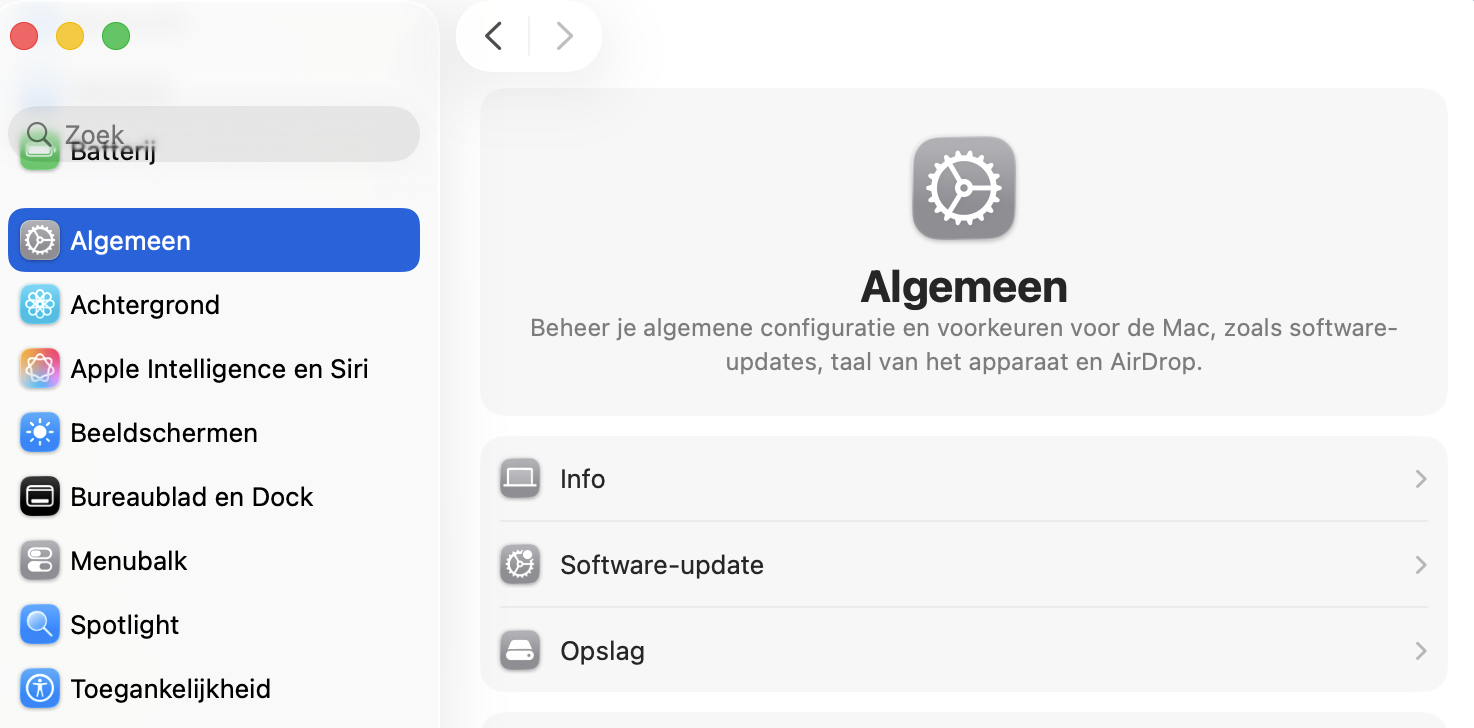 Het bijwerken van macOS kan helpen bij muisproblemen. Ga naar de Systeeminstellingen van je Mac, klik op Algemeen en vervolgens op  Software-update.